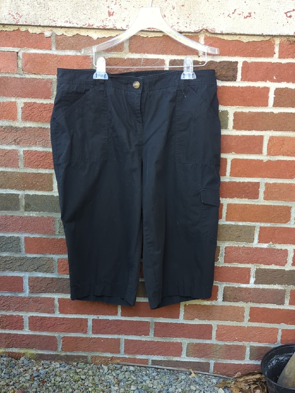 Jones New York Cargo Capris - Classic Utility Style 14W